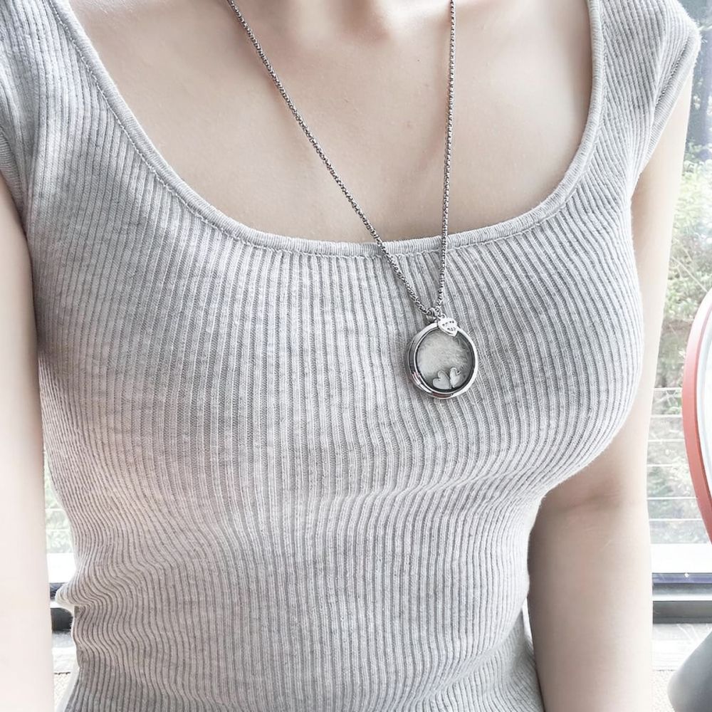 Stainless Steel Heart Keepsake - огляд і ціна Heart Locket Necklace Photo