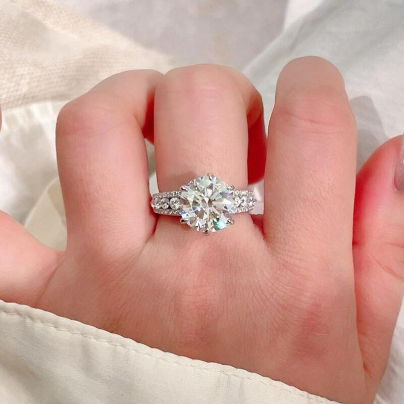 4 Carats High Sparkle Classic  - огляд і ціна Moissanite Engagement Ring 1 Carat