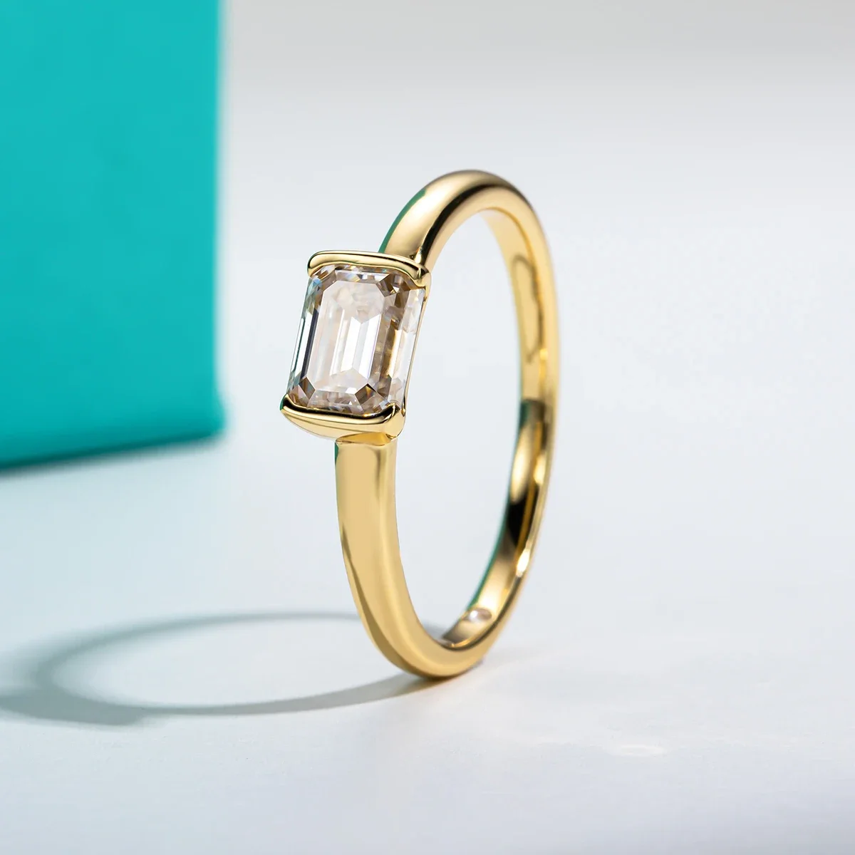 FCGJHW 1 Carat Emerald Cut D C - огляд і ціна Moissanite Engagement Ring 1 Carat